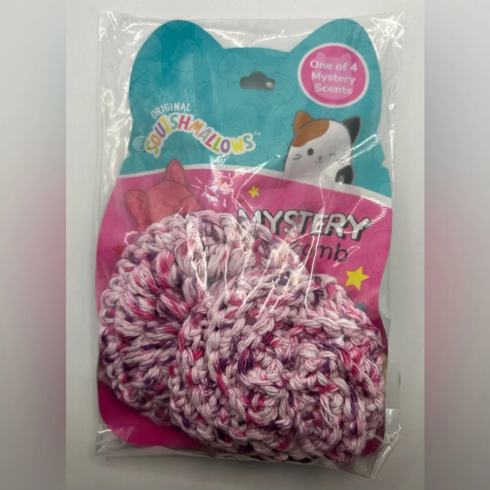 (1) Handmade Spa Bundle 1 Squishmallow bath bomb, 1 Face scrubby, 1 Small sponge